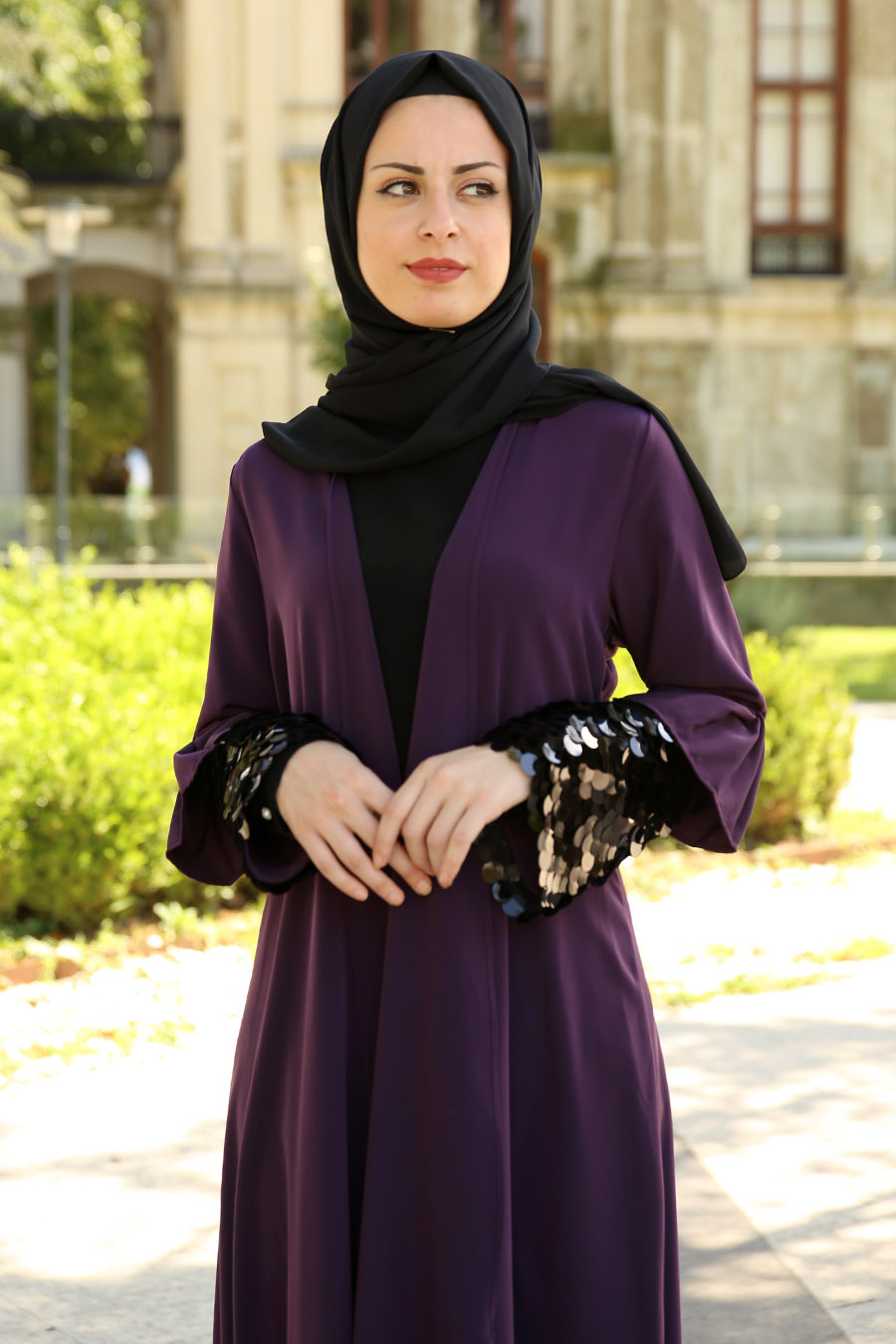 SEQUIN DETAILED PURPLE ABAYA