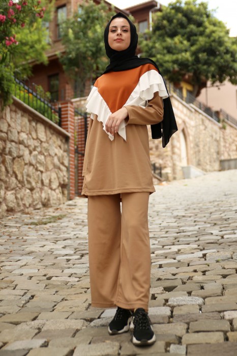 BEIGE TUNIC AND PANT SUIT 