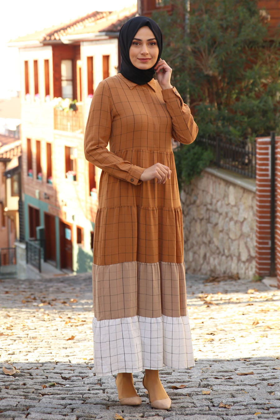 TAN COLOR STRIPED DRESS  