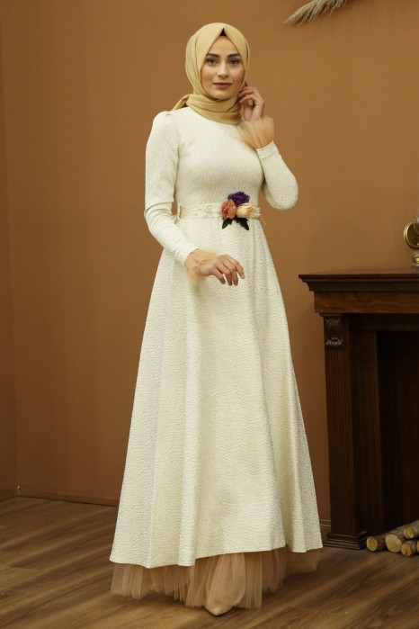 CREAM COLOR EVENING DRESS