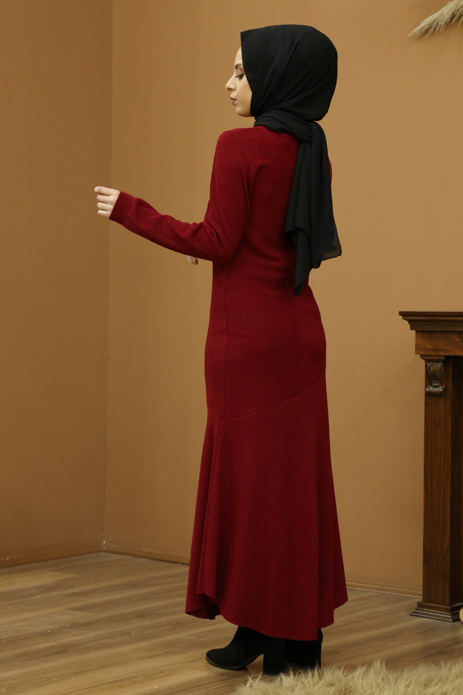 CLARET COLOR DRESS 