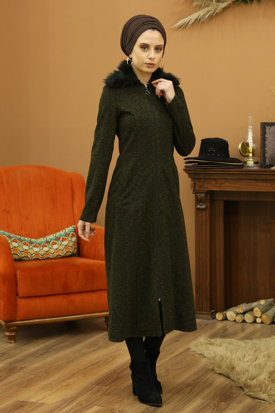 KHAKI COAT 