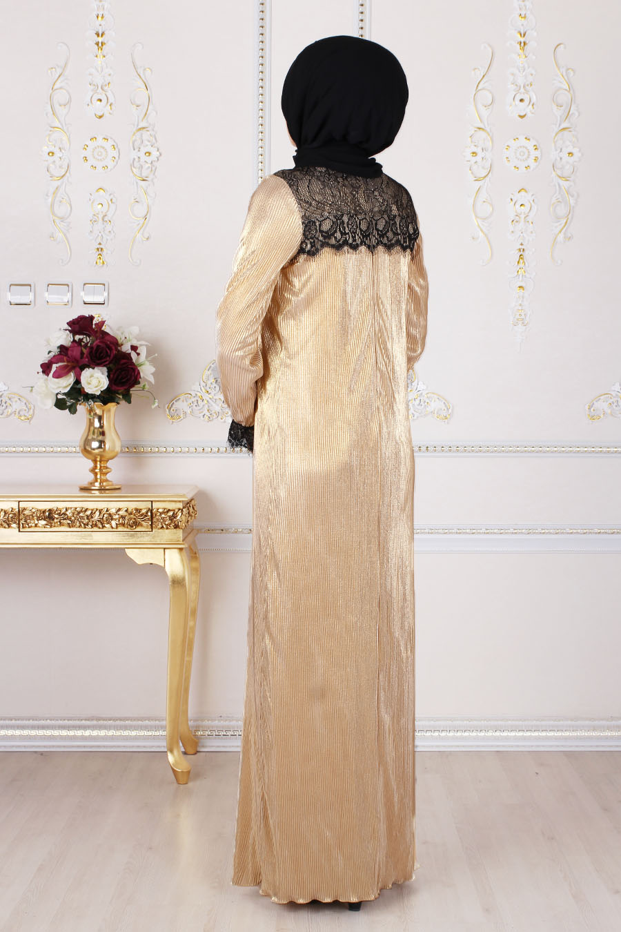 GOLD PLEATED DRESS