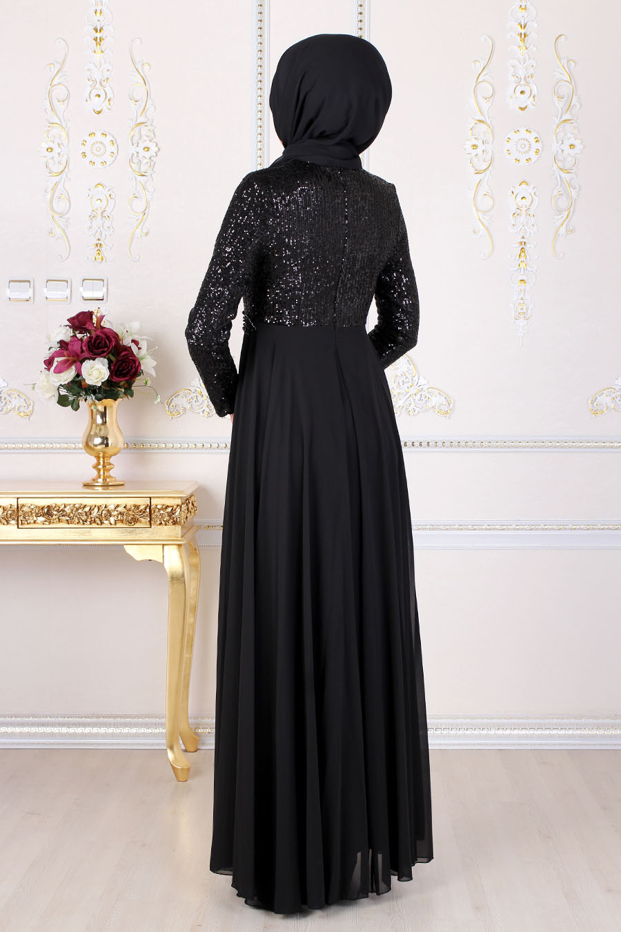 SEQUIN DETAILED BLACK EVENING DRESS