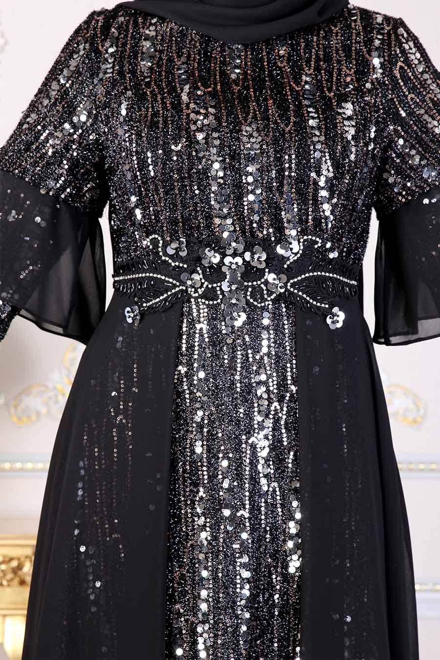 SEQUIN DETAILED GOLD EVENING DRESS