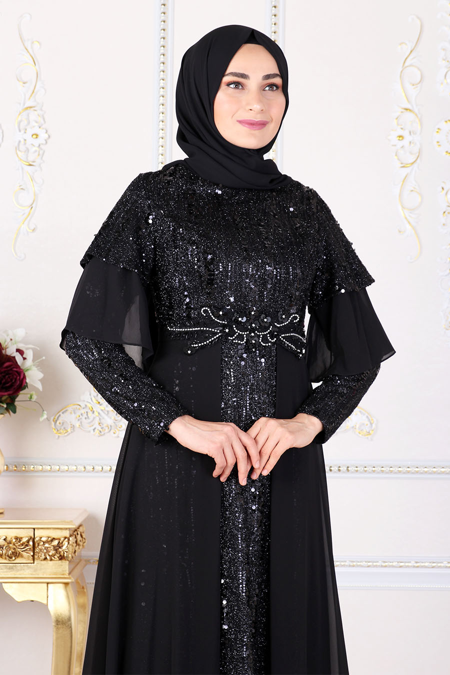 SEQUIN DETAILED BLACK EVENING DRESS