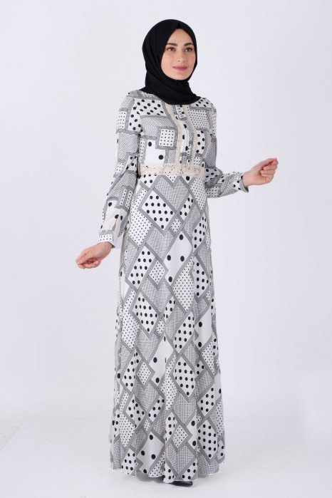 PATTERNED WHITE DRESS