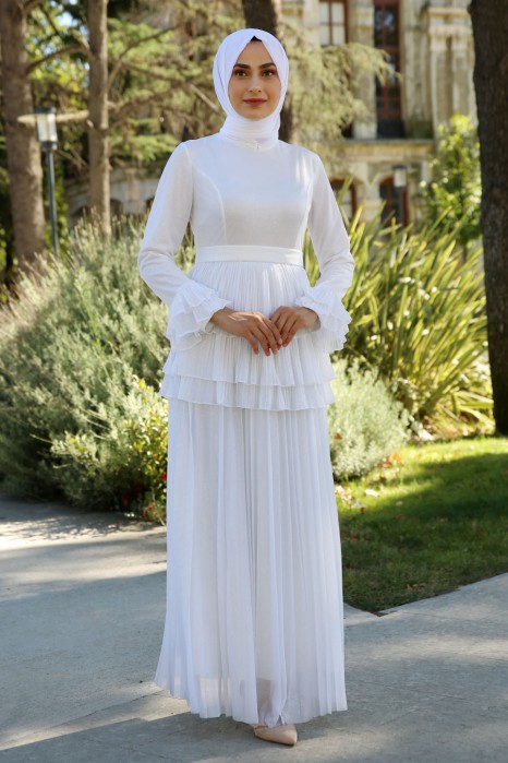 BRIGT ECRU EVENING DRESS