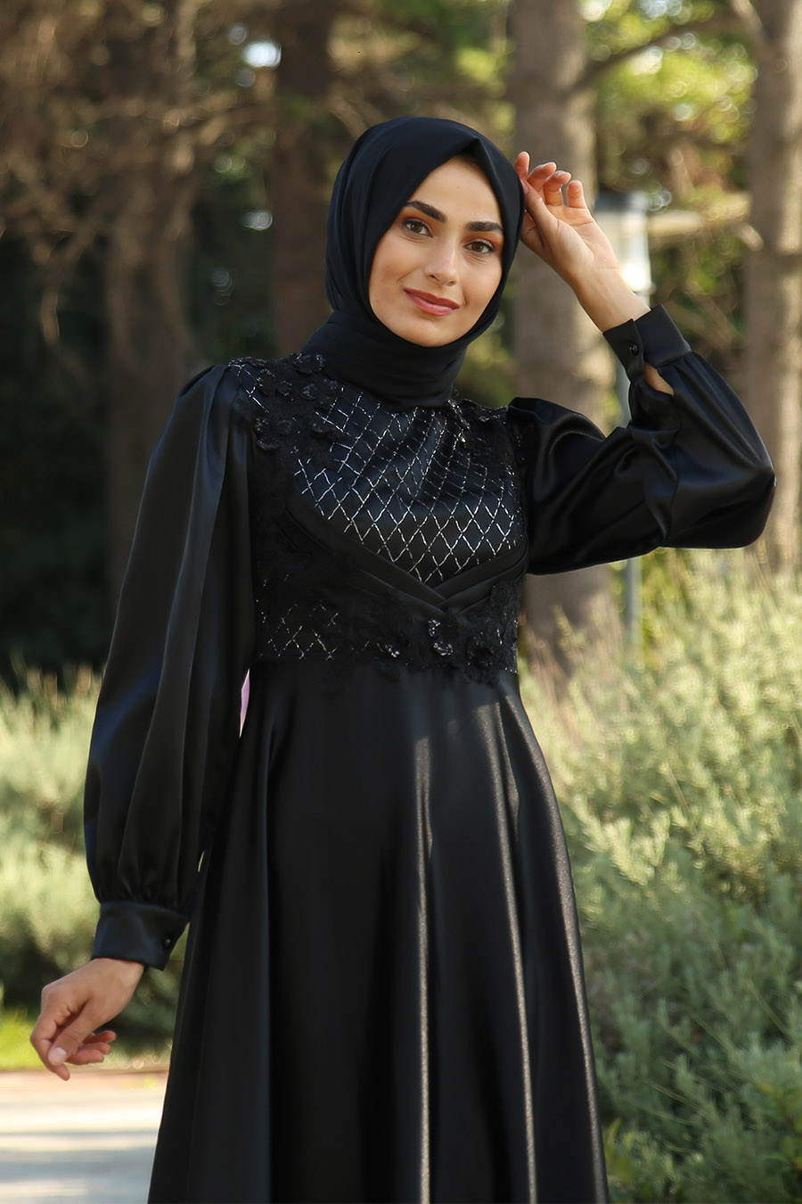 BLACK EVENING DRESS