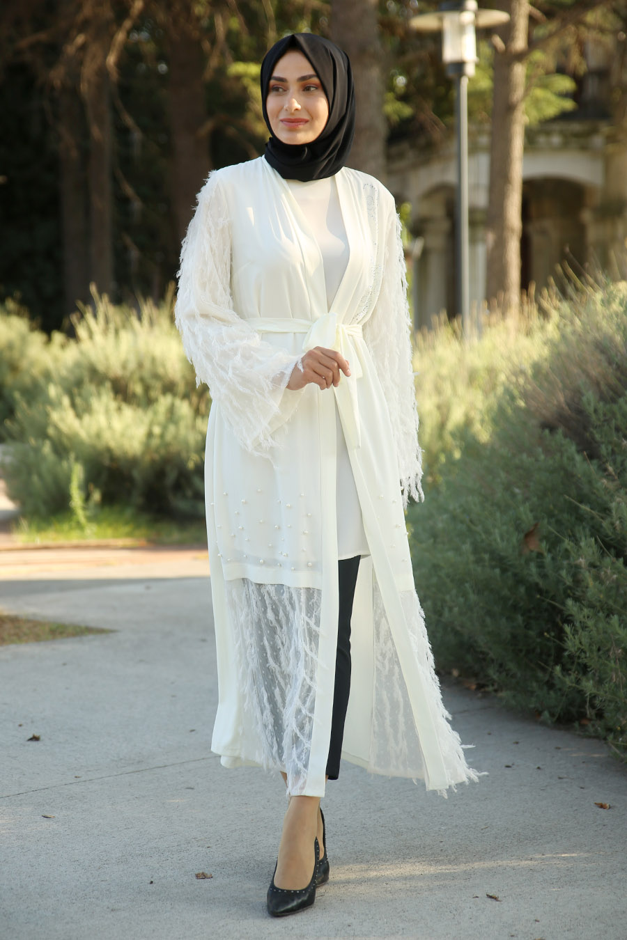 PEARL DETAILED ECRU ABAYA