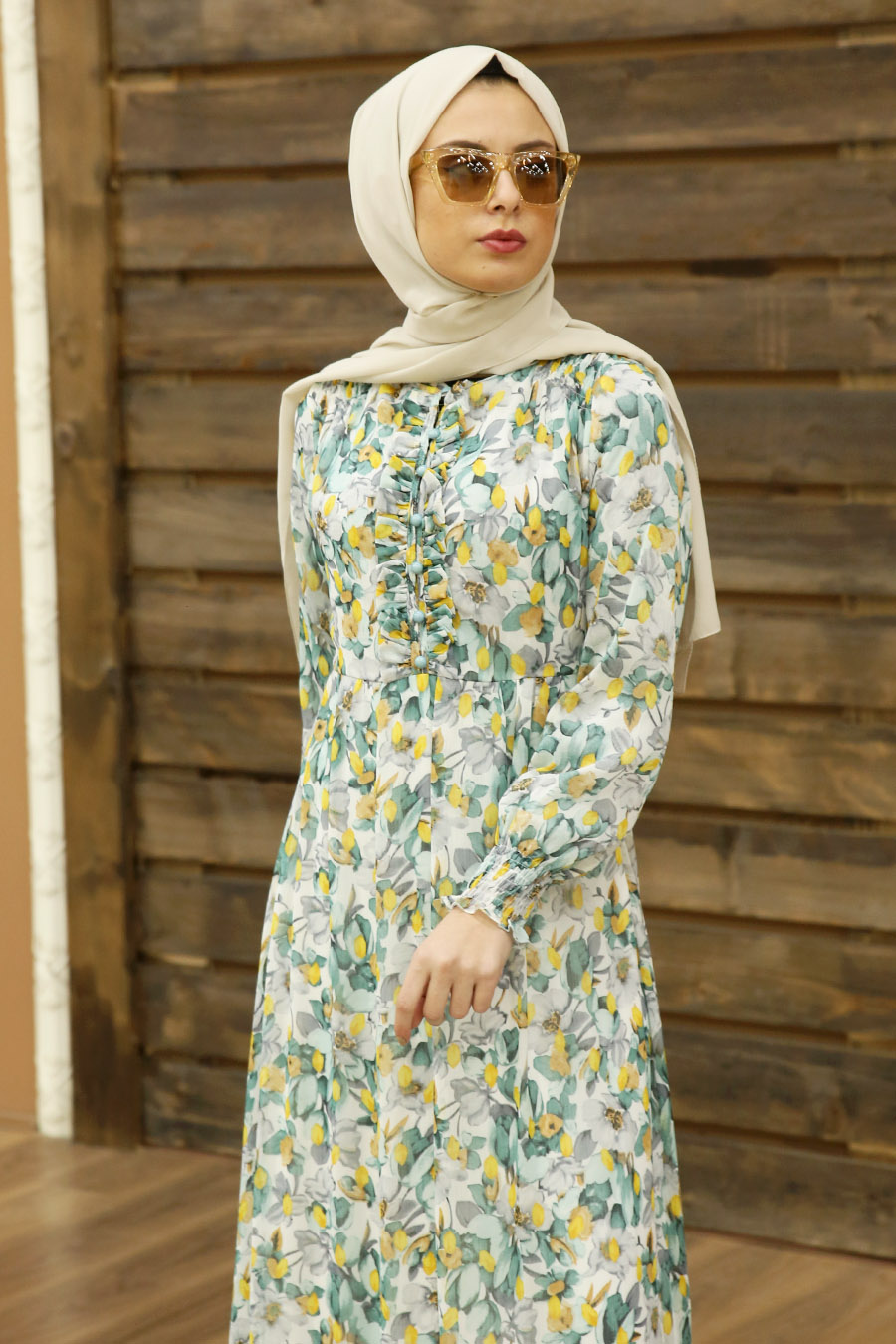 FLOWER PATTERNED GREEN DRESS 