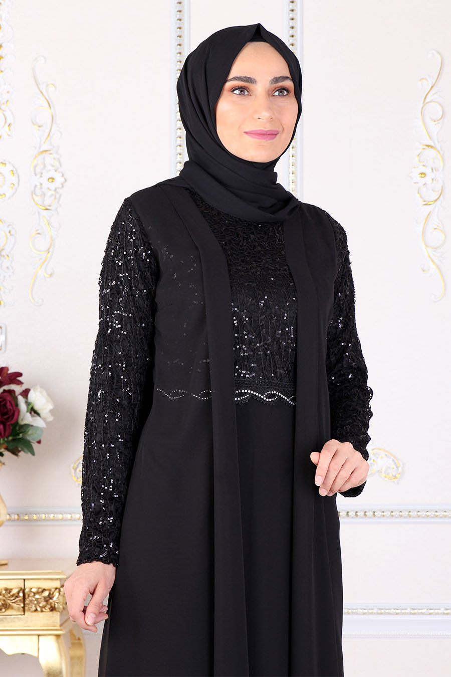 SEQUIN DETAILED BLACK EVENING DRESS