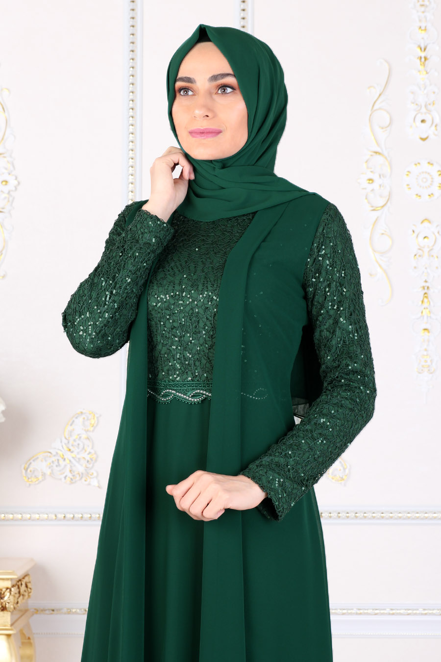 SEQUIN DETAILED GREEN EVENING DRESS