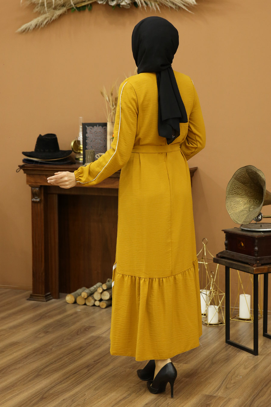 MUSTARD COLOR DRESS 