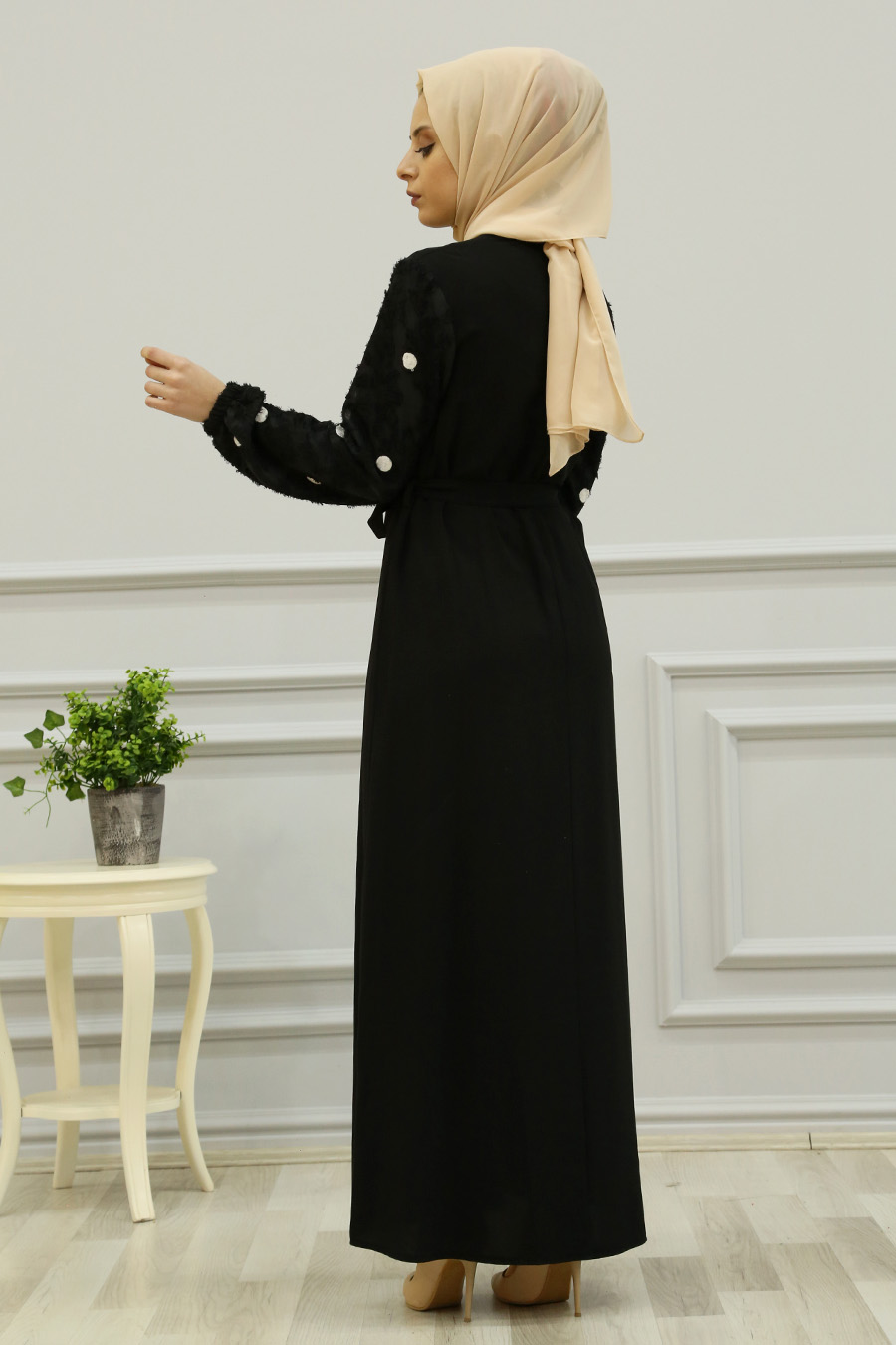 BLACK DRESS BLACK DRESS