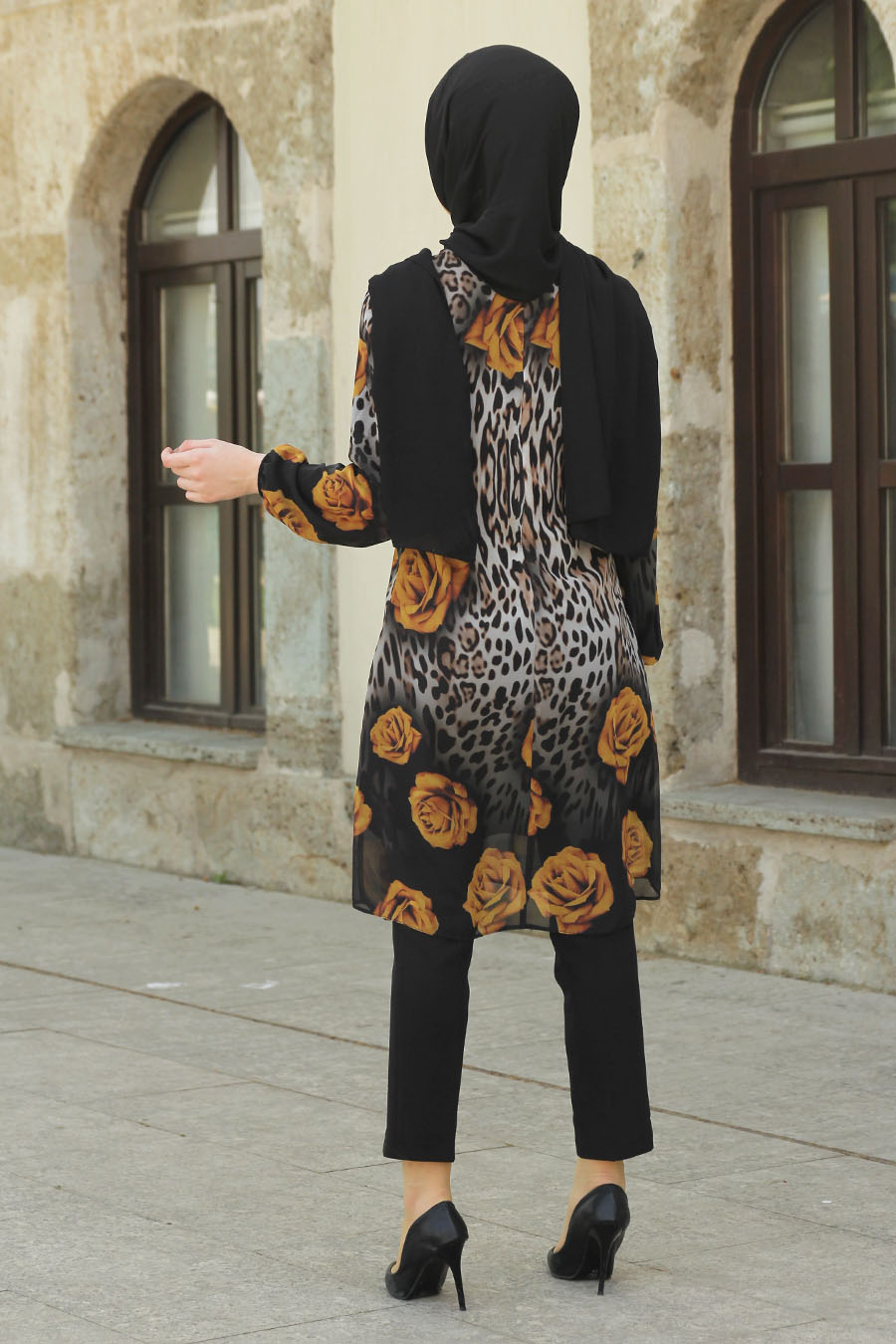 MUSTARD FLOWER PATTERNED TUNIC  MUSTARD FLOWER PATTERNED TUNIC