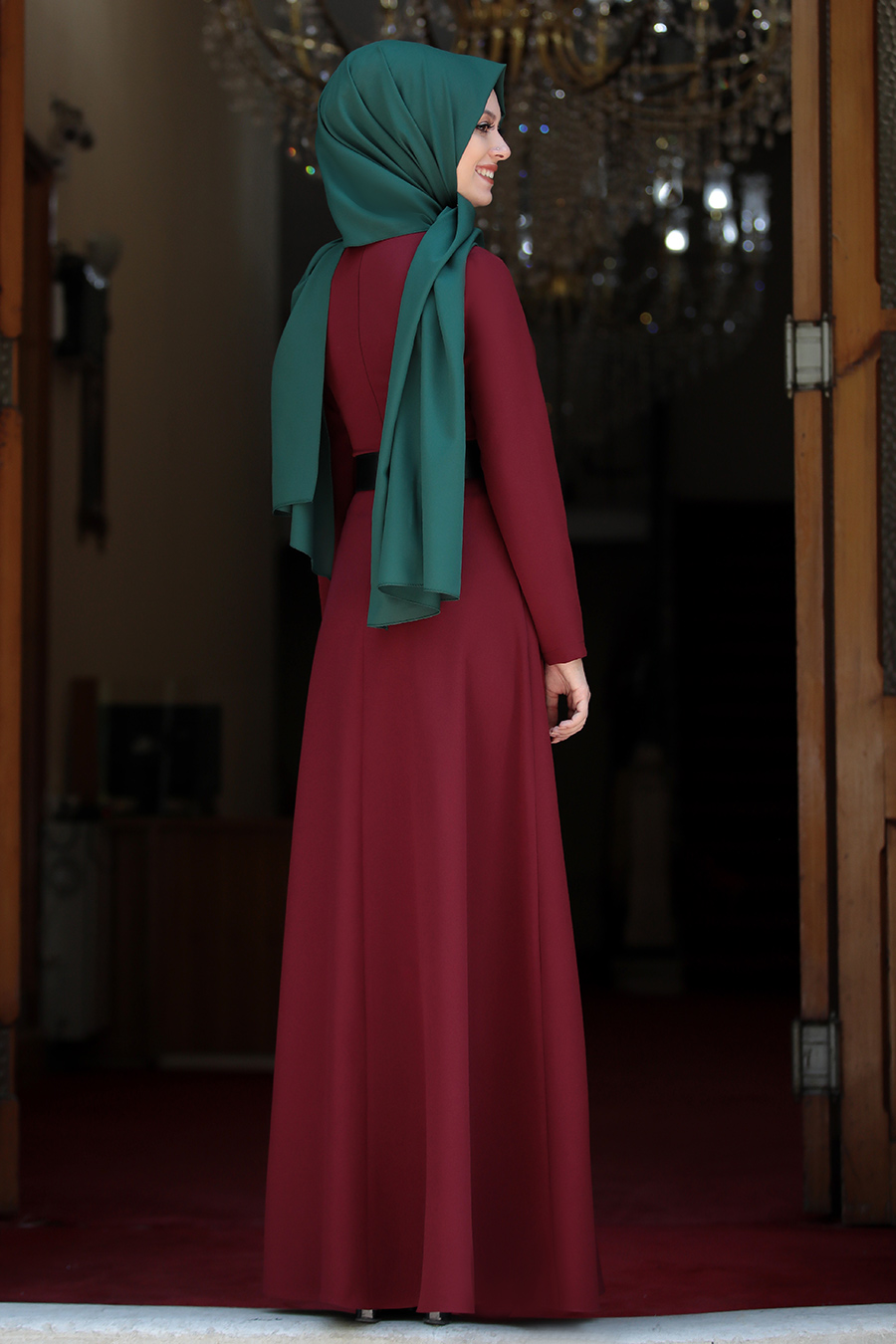 PEARL DETAILED CLARET RED DRESS 