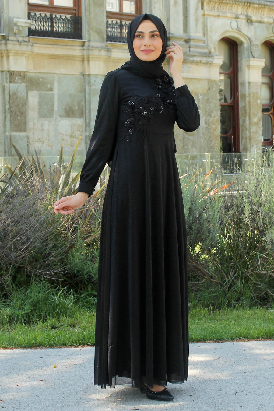 BLACK EVENING DRESS