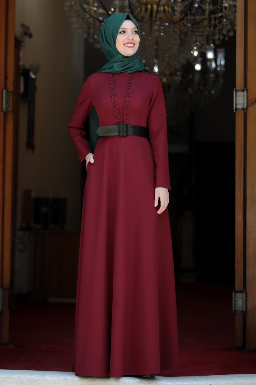 PEARL DETAILED CLARET RED DRESS 