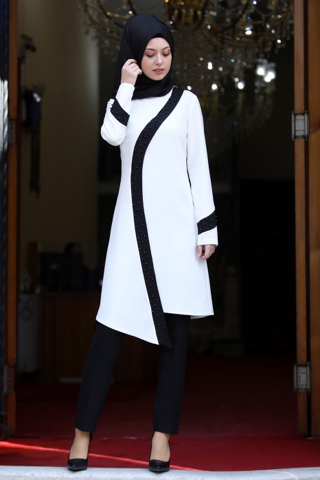 ECRU TUNIC AND BLACK PANT SUIT