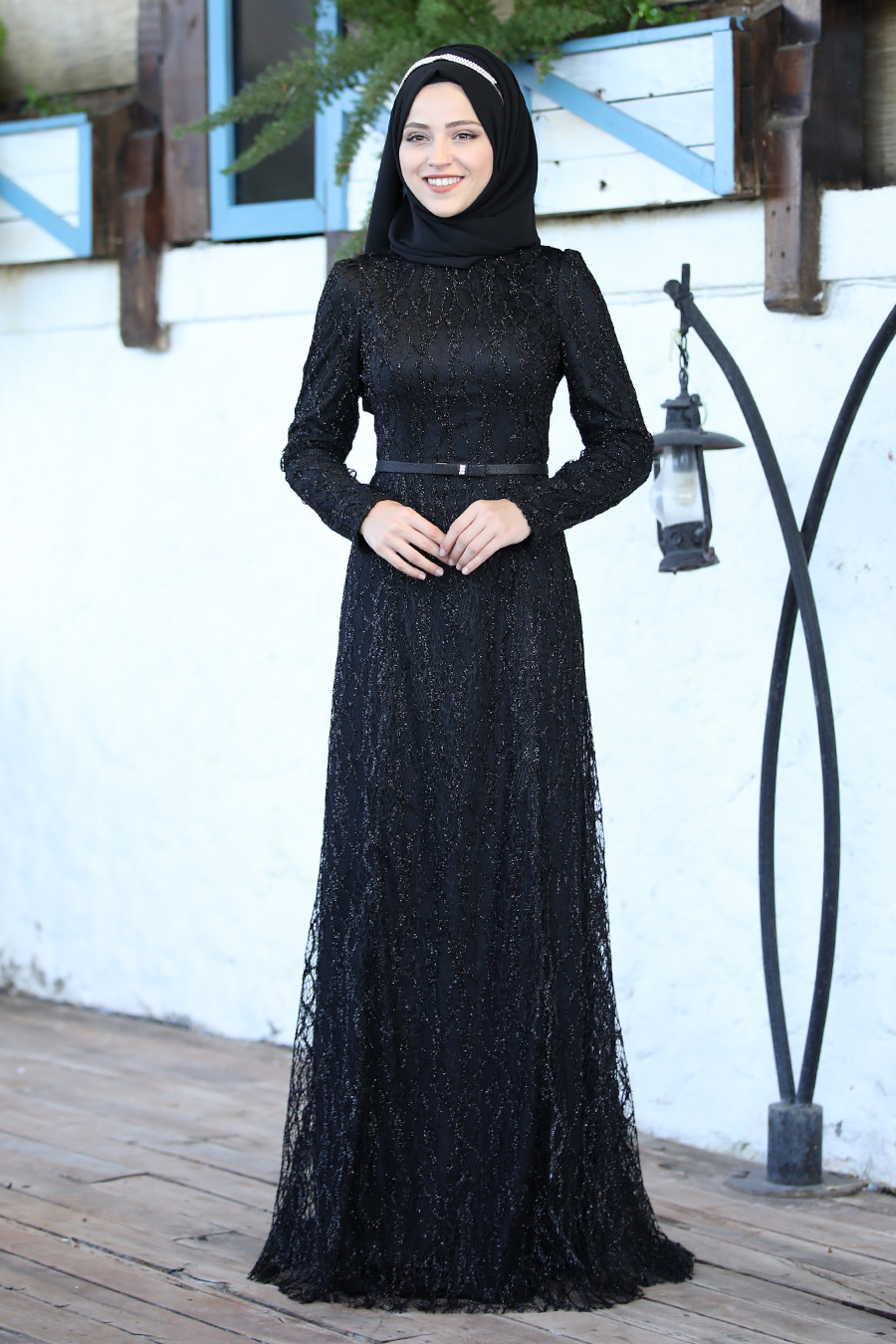 BLACK EVENING DRESS 