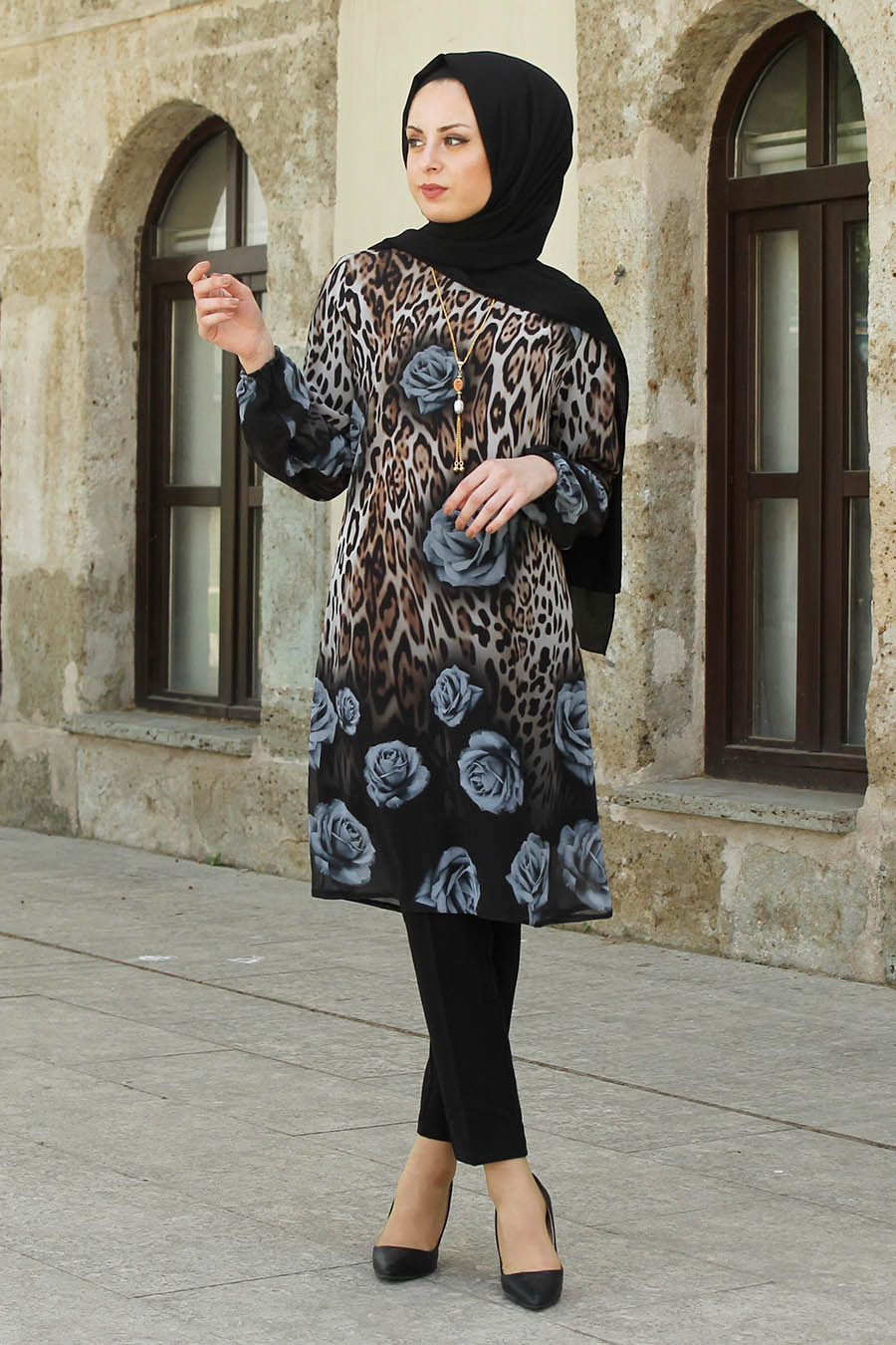 INDIGO COLOR FLOWER PATTERNED TUNIC INDIGO COLOR FLOWER PATTERNED TUNIC