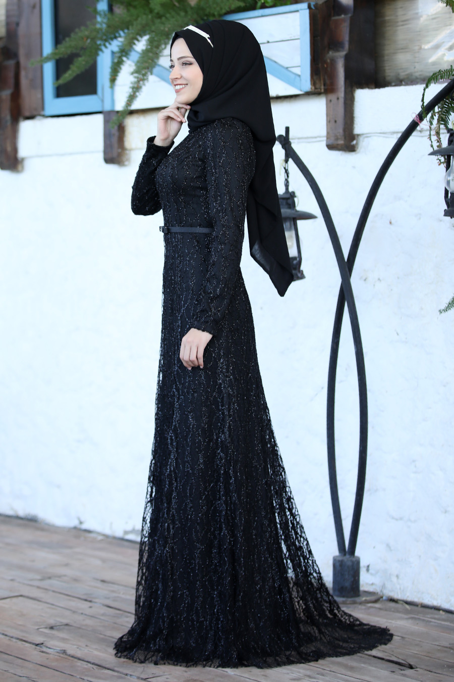 BLACK EVENING DRESS 