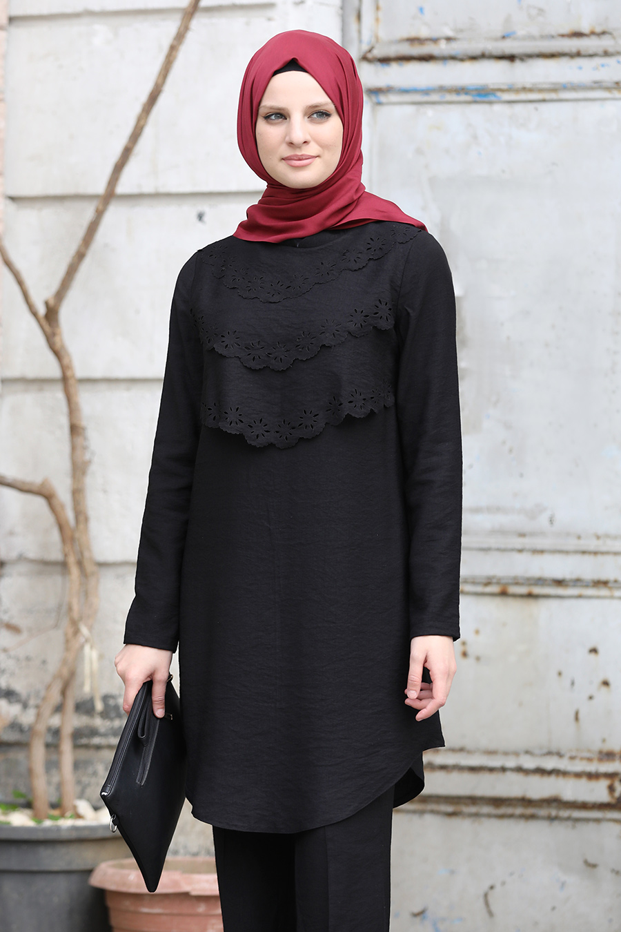 BLACK TUNIC AND PANT SUIT