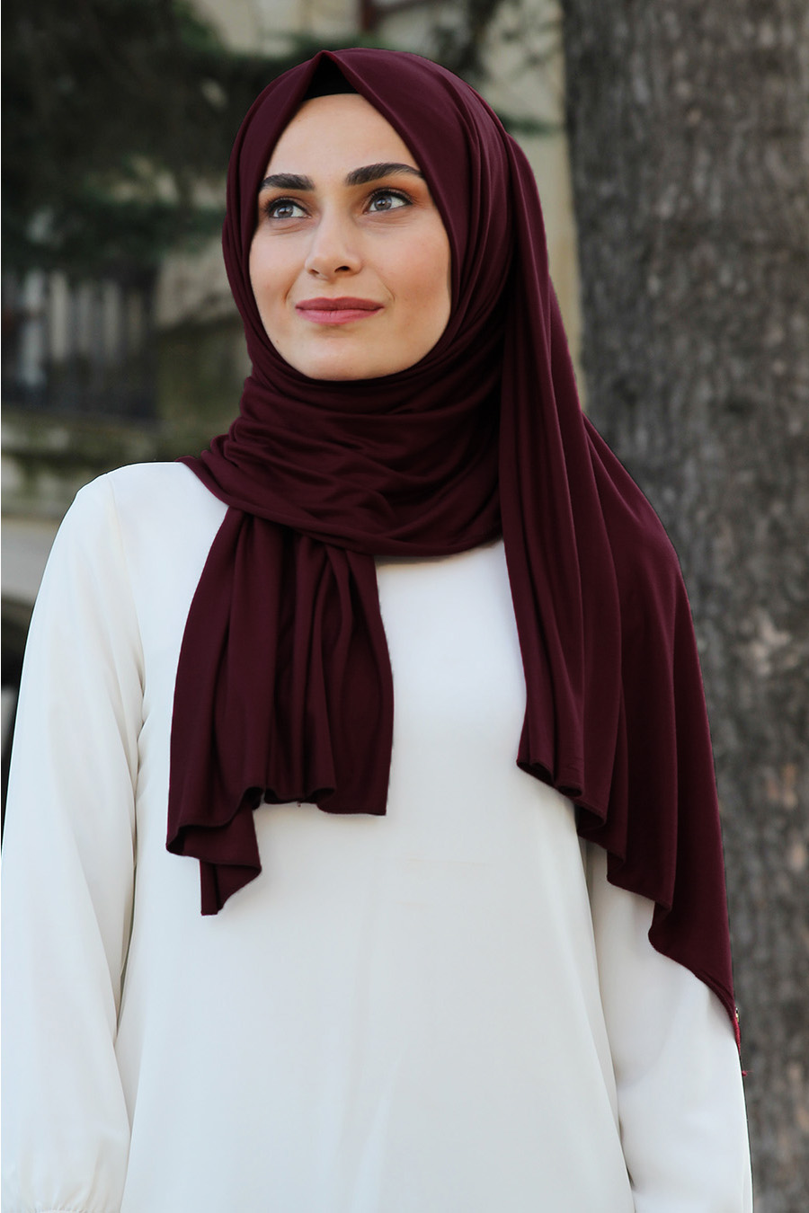CLARET RED JERSEY SHAWL