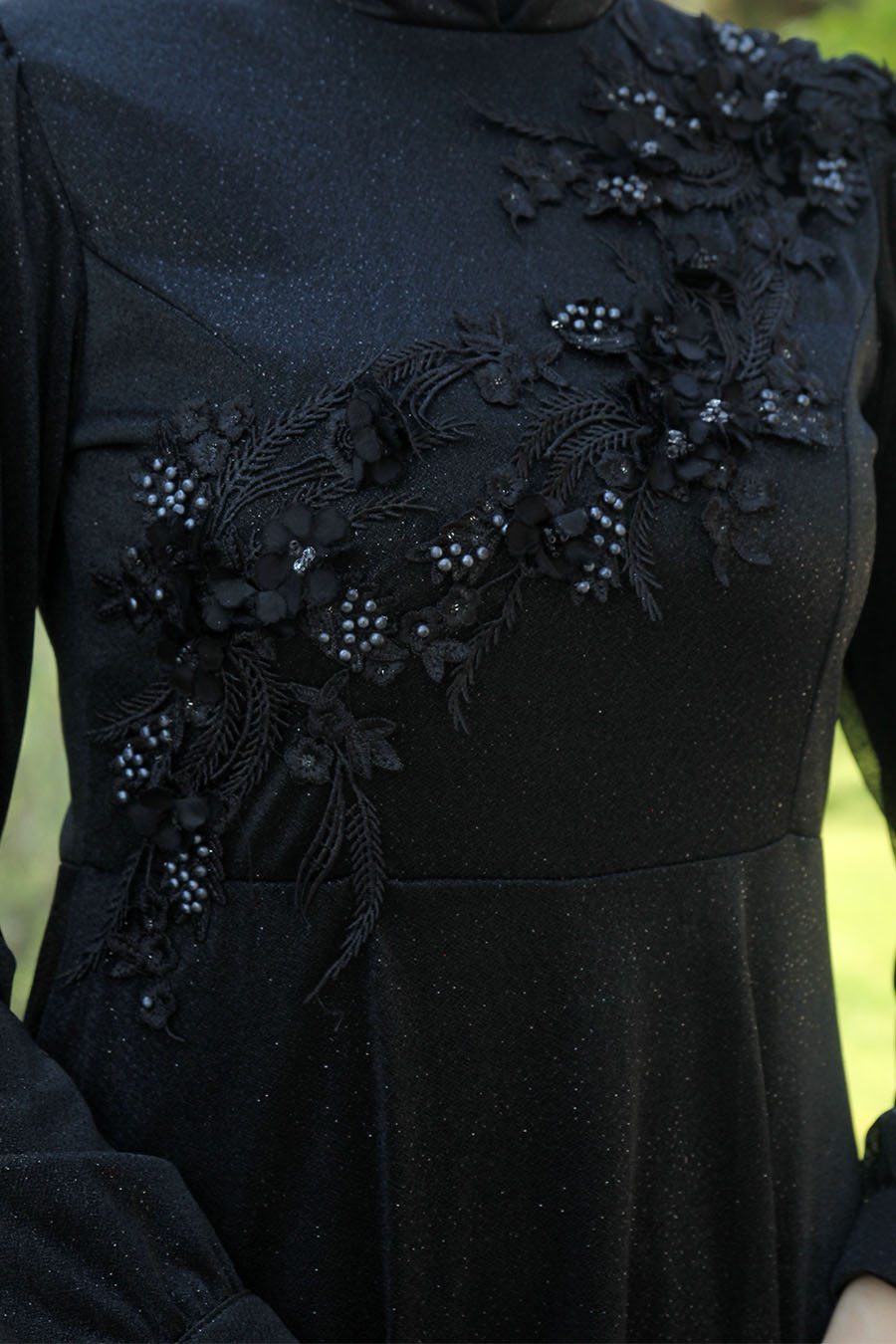 BLACK EVENING DRESS