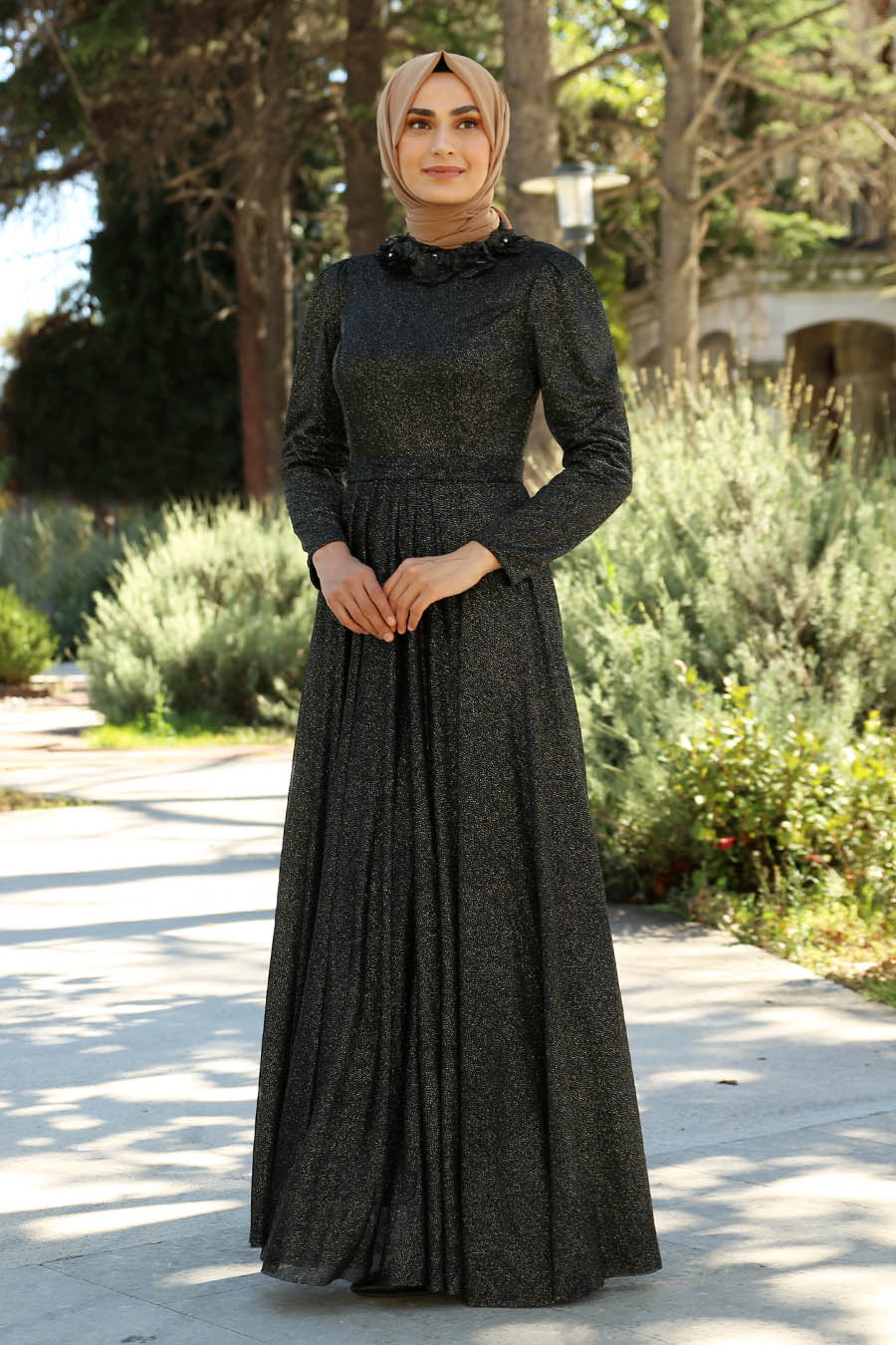 BRIGHT BLACK EVENING DRESS 