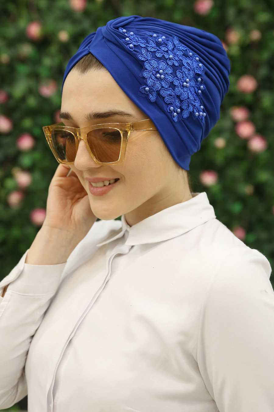 PEARL DETAILED INSTANT SAX BLUE SCARF  PEARL DETAILED INSTANT SAX BLUE SCARF