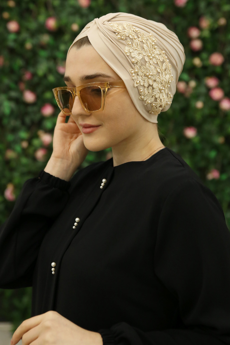 PEARL DETAILED INSTANT BEIGE COLOR SCARF  PEARL DETAILED INSTANT BEIGE COLOR SCARF