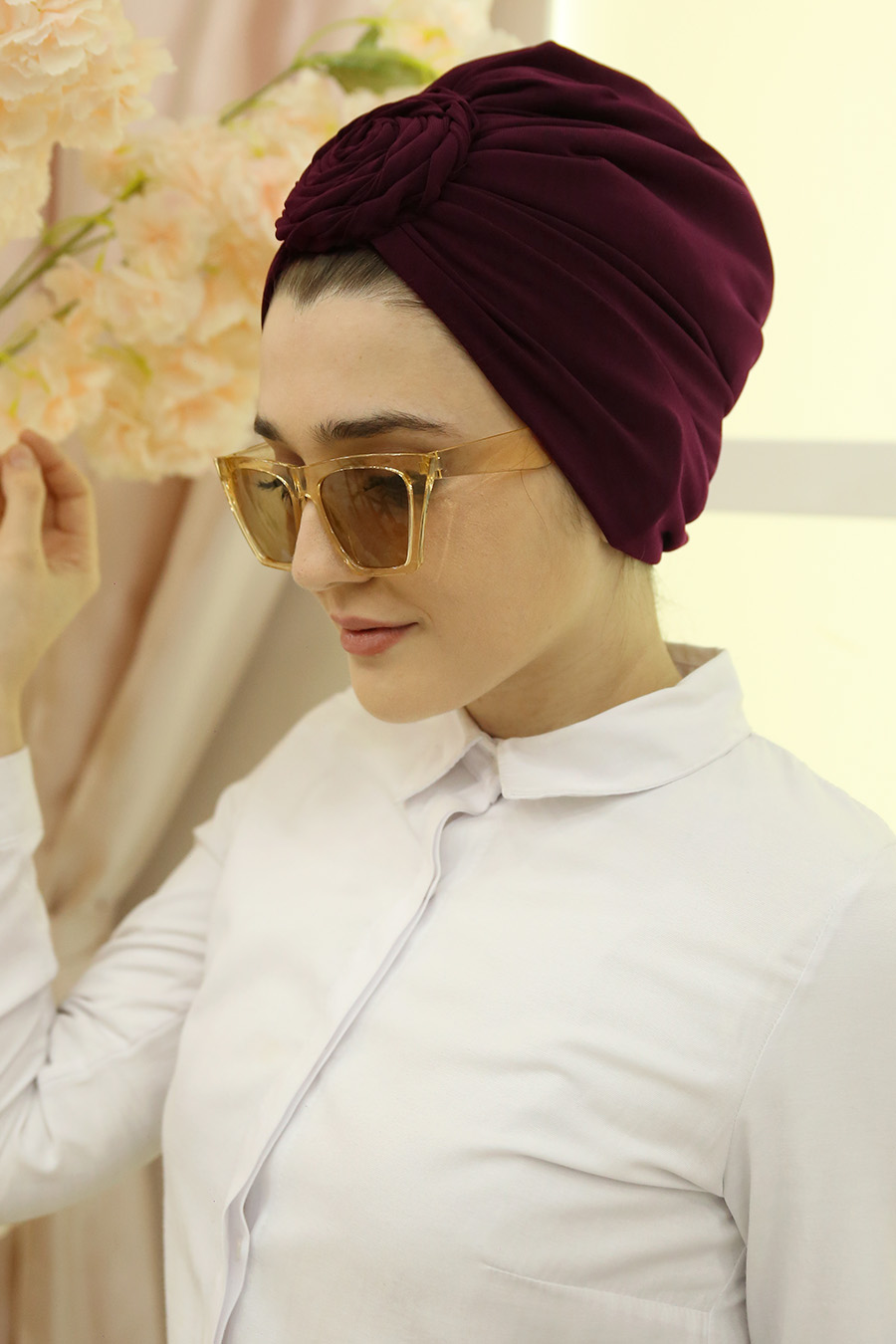 ROSE DETAILED INSTANT CHERRY COLOR SCARF