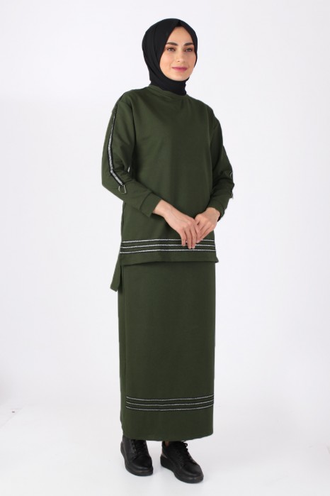 KHAKI SWEAT AND SKIRT SUIT