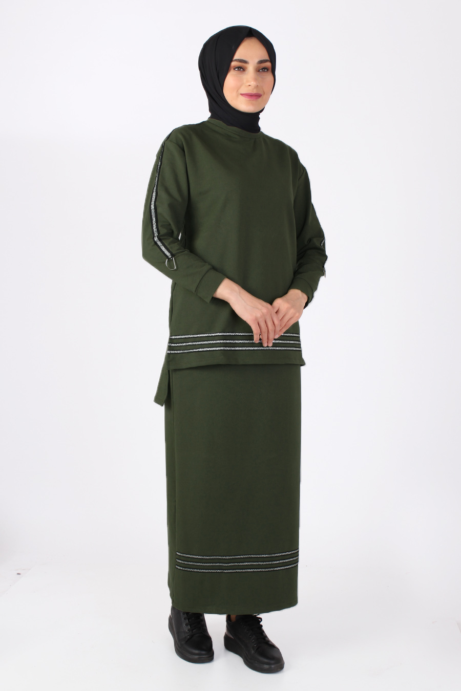 KHAKI SWEAT AND SKIRT SUIT