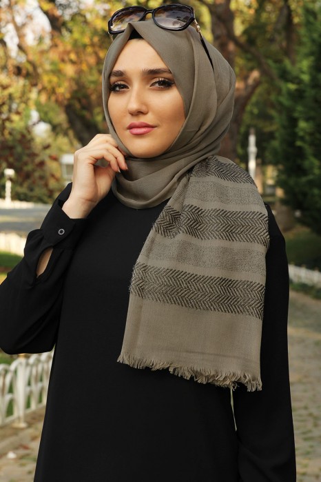 GREY SHAWL