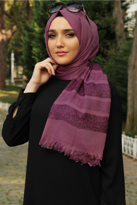 PURPLE SHAWL