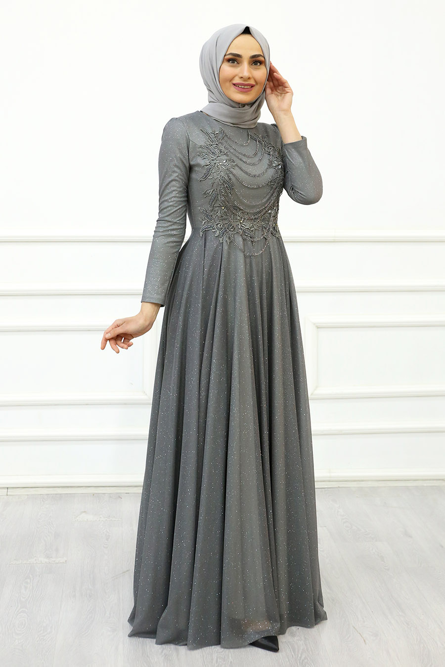 GREY EVENING DRESS 