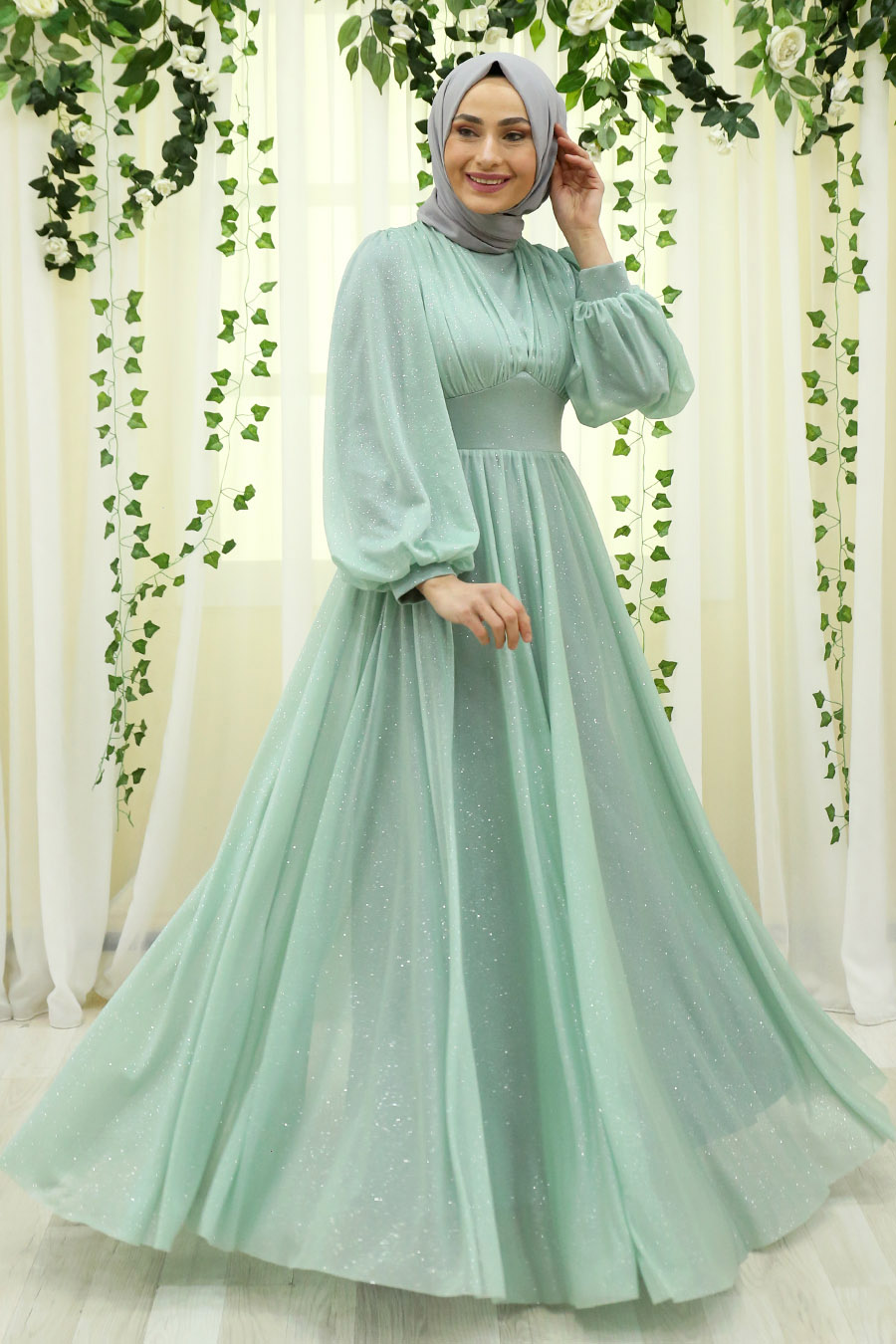SHINING GREEN EVENING DRESS