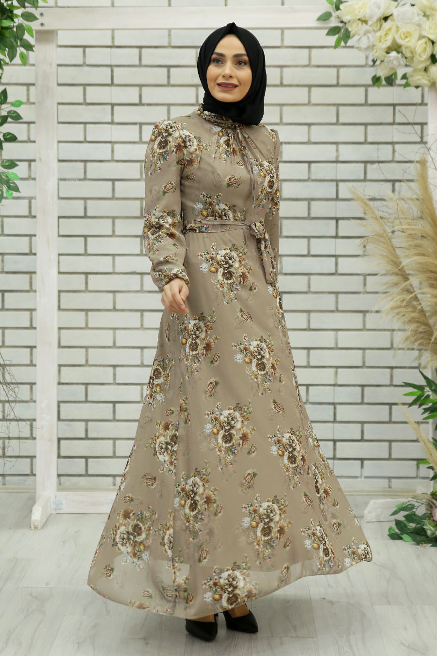 FLOWER PATTERNED BEIGE DRESS