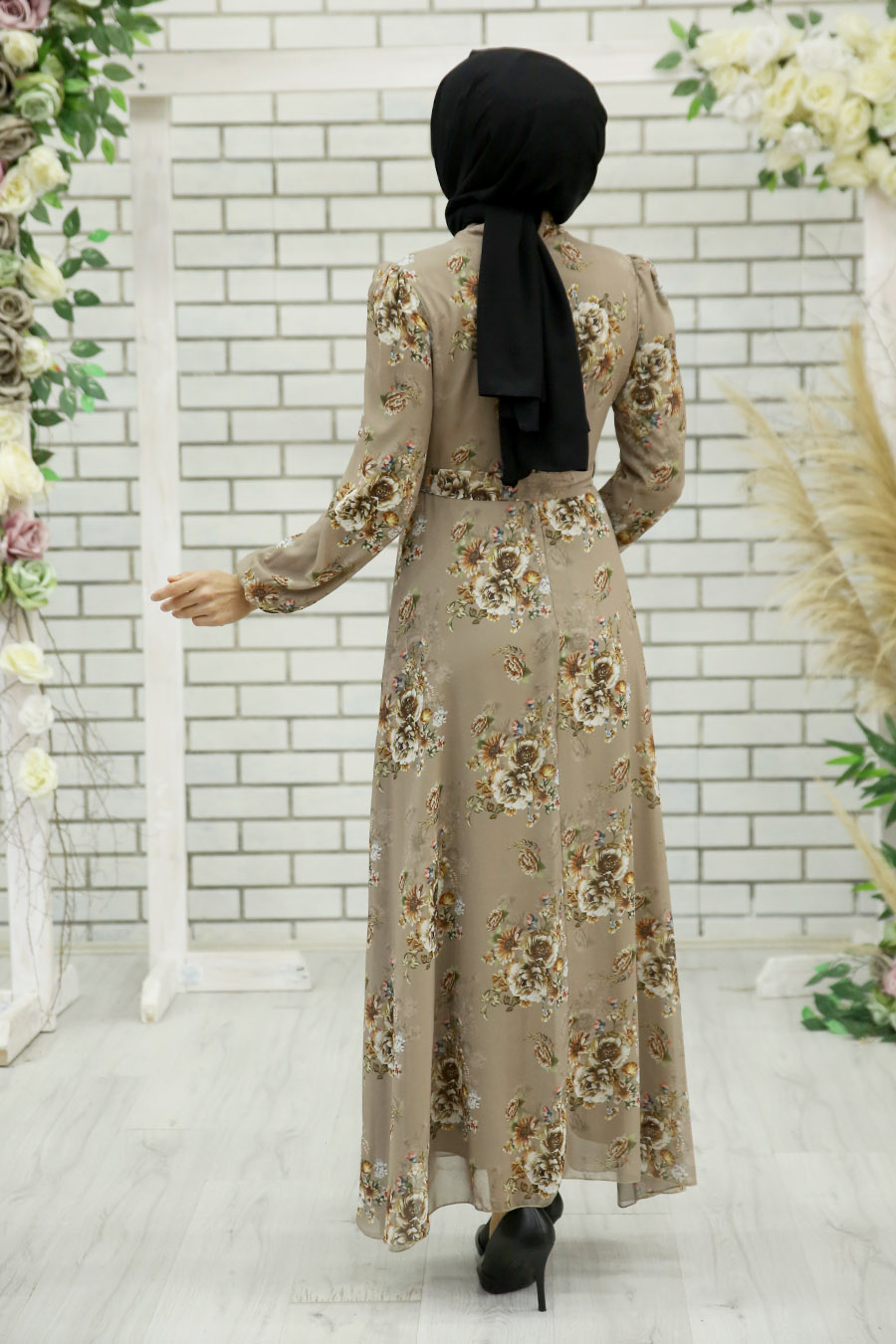 FLOWER PATTERNED BEIGE DRESS