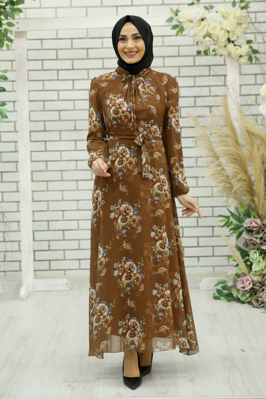 FLOWER PATTERNED TAN COLOR DRESS