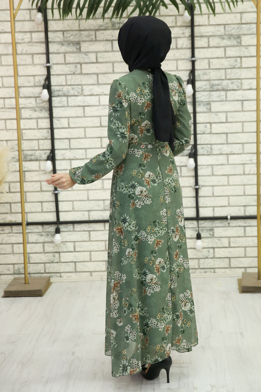 FLOWER PATTERNED GREEN DRESS