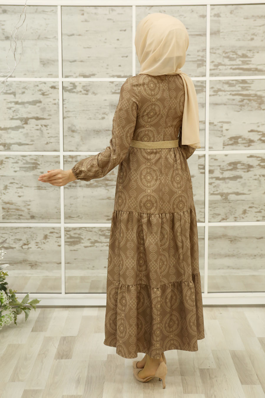 FLOWER PATTERNED BEIGE DRESS