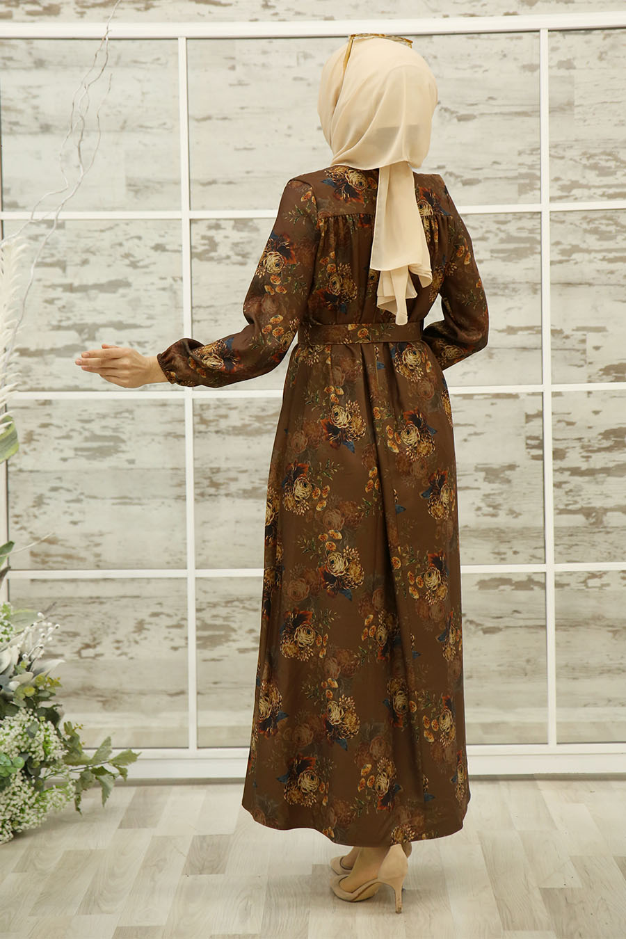 FLOWER PATTERNED TAN COLOR DRESS