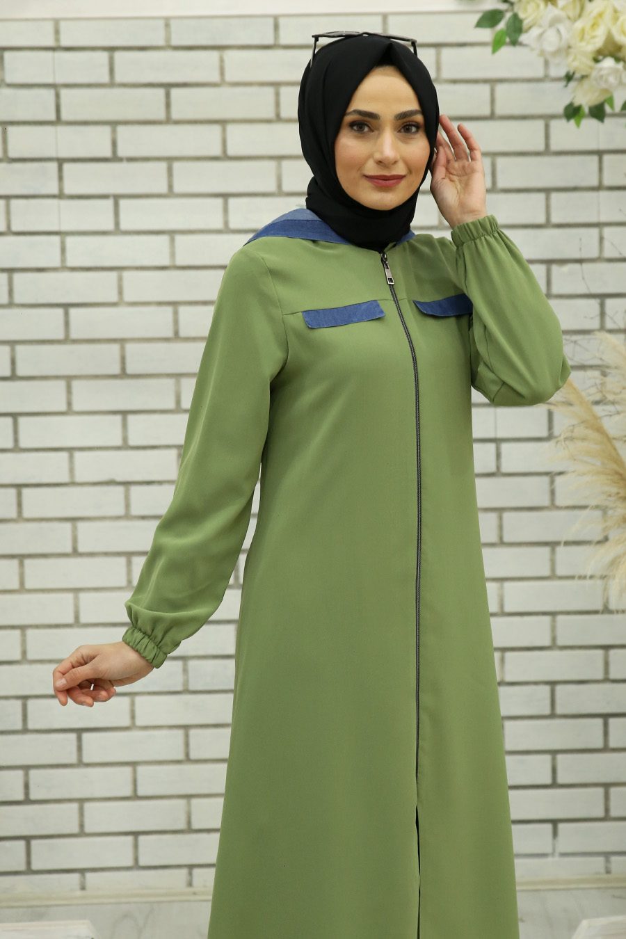 GREEN COAT  GREEN COAT