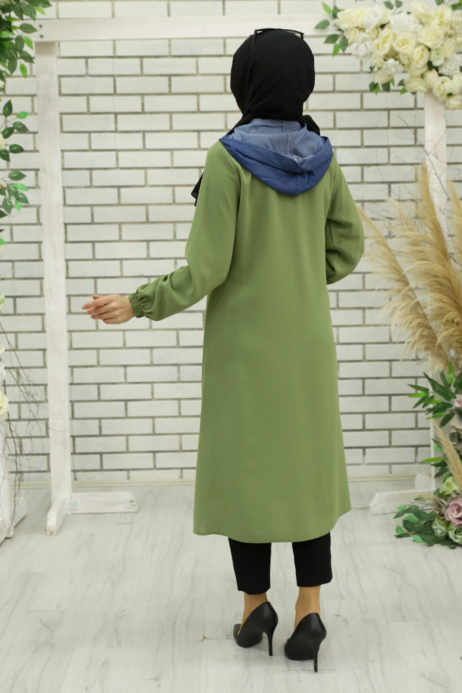 GREEN COAT  GREEN COAT