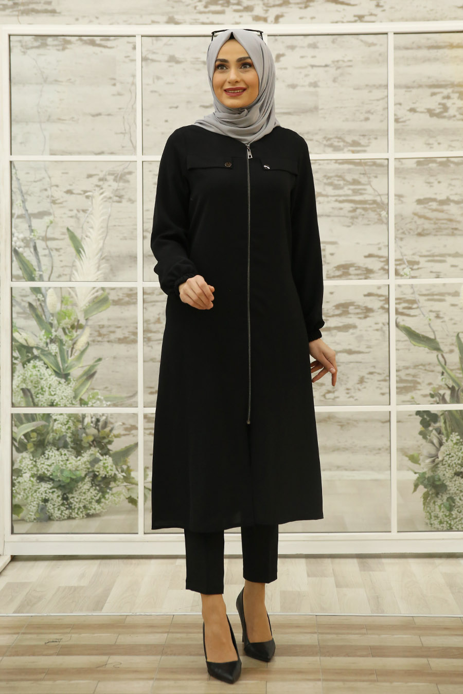 BLACK COAT BLACK COAT