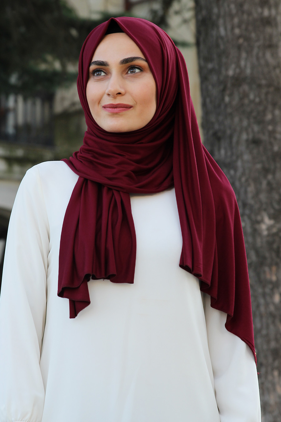 CLARET RED JERSEY SHAWL